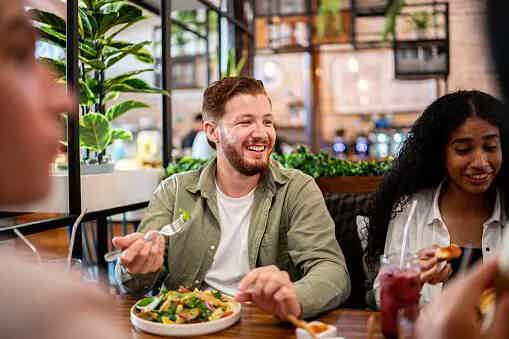 Why Do We Get Bloated Eating Vegetables and Salad?