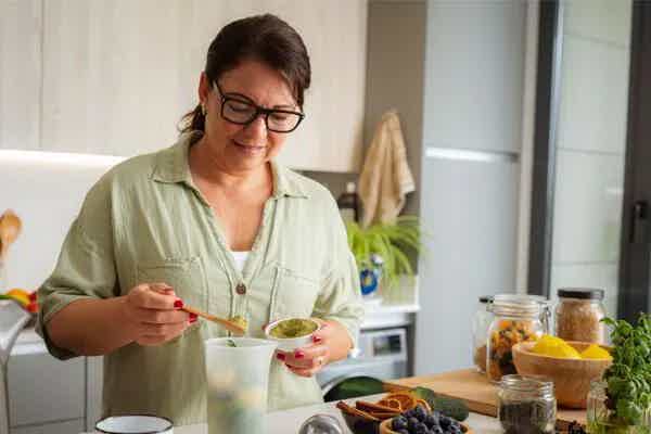 Bovine Colostrum and Gut Health: What to Know, How It Helps