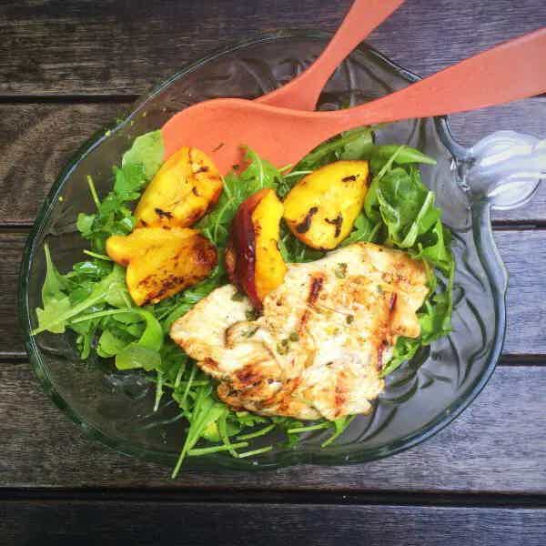 Easy Grilled Chicken & Peaches Summer Salad