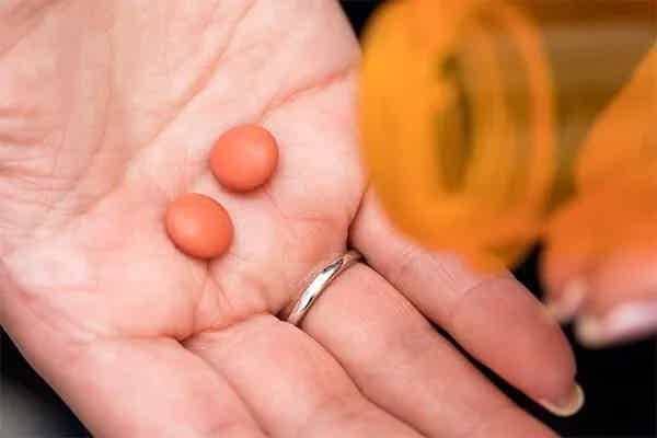 NSAIDs and Gut Health: What You Need to Know Before You Reach for the Bottle