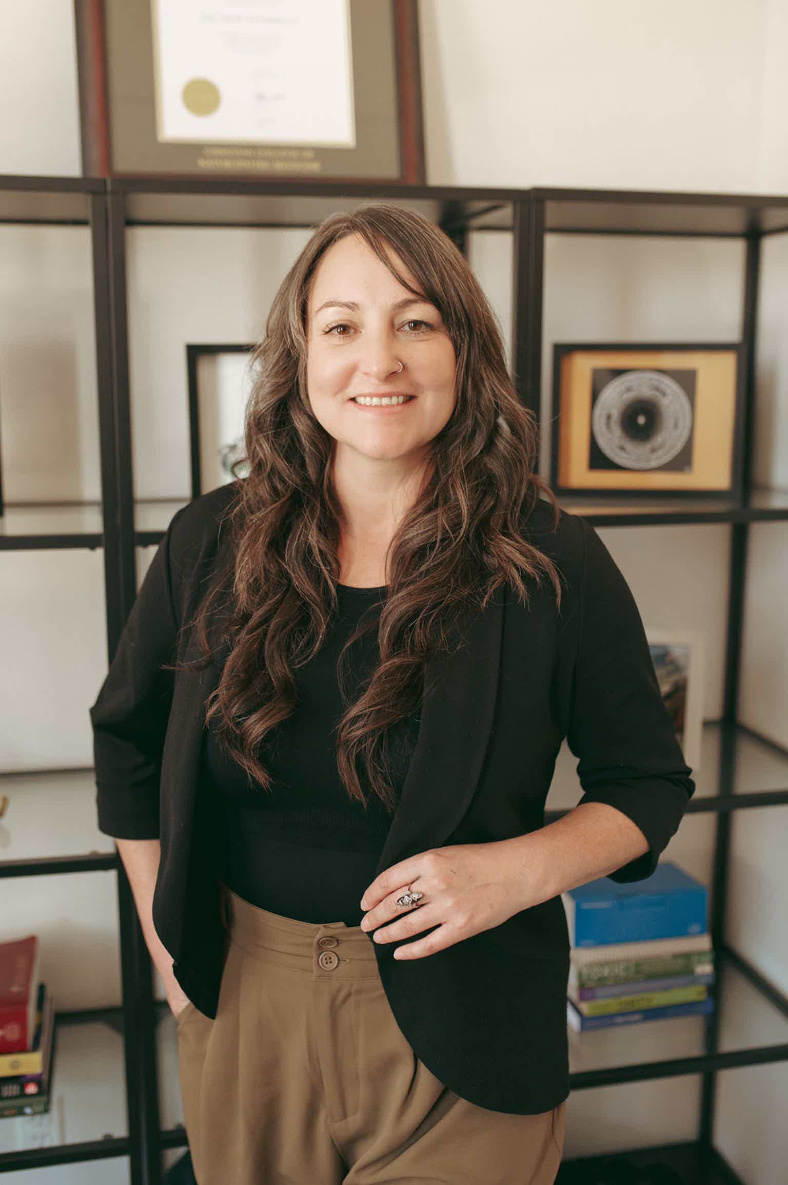 Dr. Adrienne Waunch, ND