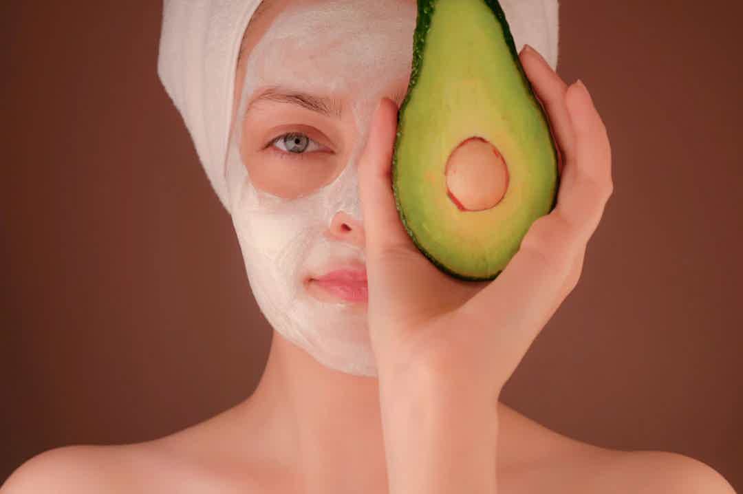 How to Prevent and Slow the Signs of Aging for Our Skin for Women in Menopause