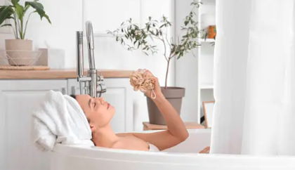 Sitz bath basin used for soothing therapeutic soaking