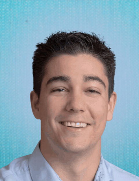 Dr. Lucas MacMillan