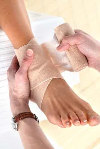 Natural "First Aid" Tips for Summer